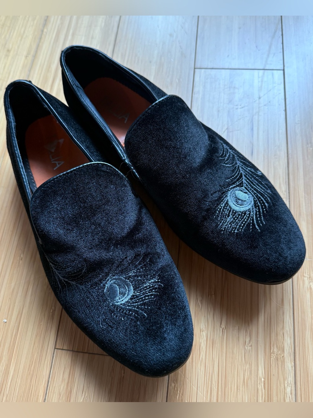 Black Velvet Embroidered Tallia Men's Slip-On Loafers